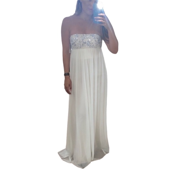 Jovani Strapless Gown White - Picture 2 of 5